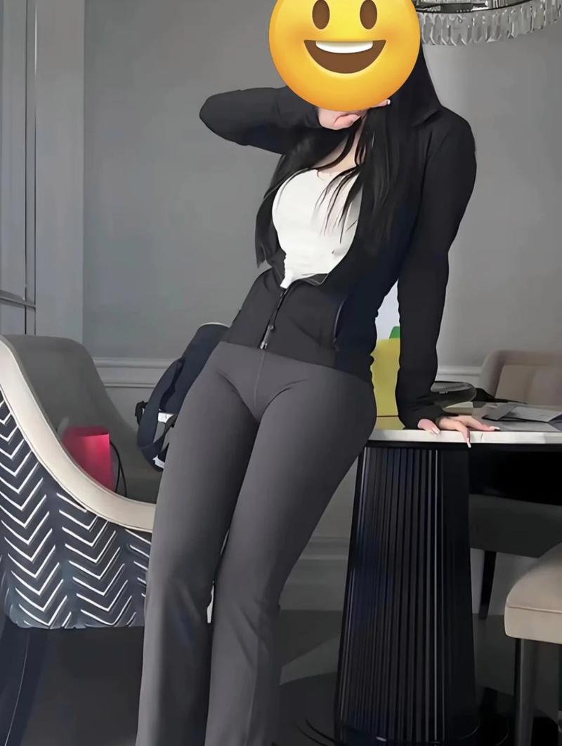 情侣之间该不该看对方手机