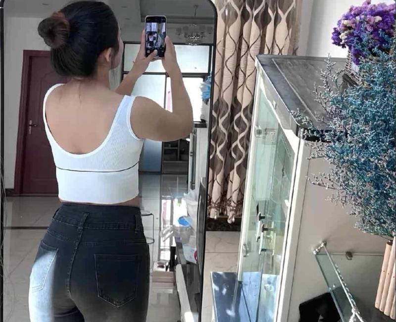 约会时她迟到怎么办